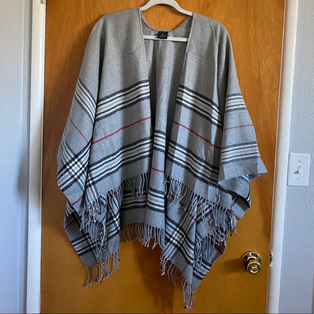 V. FRASS Poncho